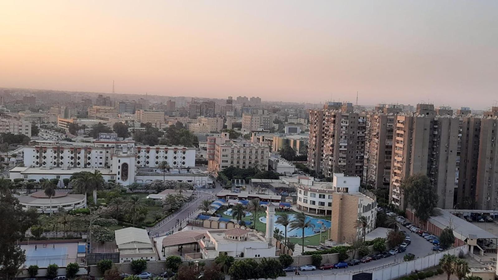 ديلوكس مفروشة مصر الجديدة Apartment *